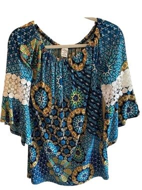 Win-Win Colorful 3/4 Sleeve Bell Sleeve Crew Neck Blouse Size‎ S-M